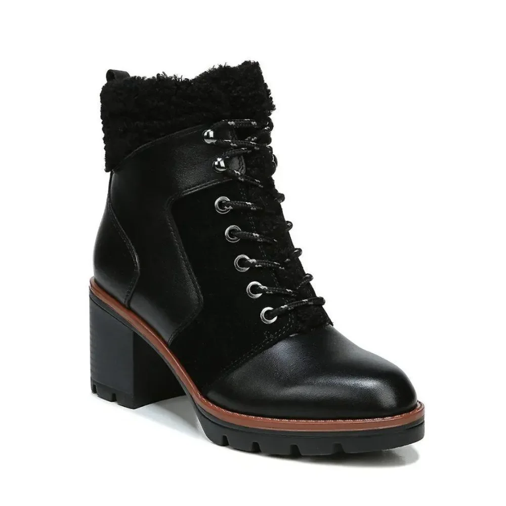Naturalizer Val Waterproof Ankle Boot (WIDE) - Picture 12 of 13